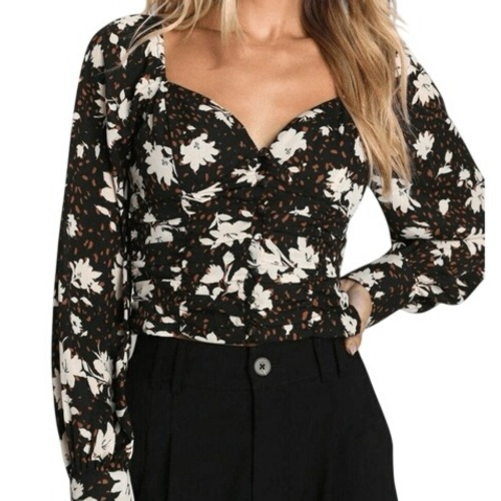 LULU'S Chic Validation‎ Black Floral Print Ruched Long Sleeve Top NWT Size Small